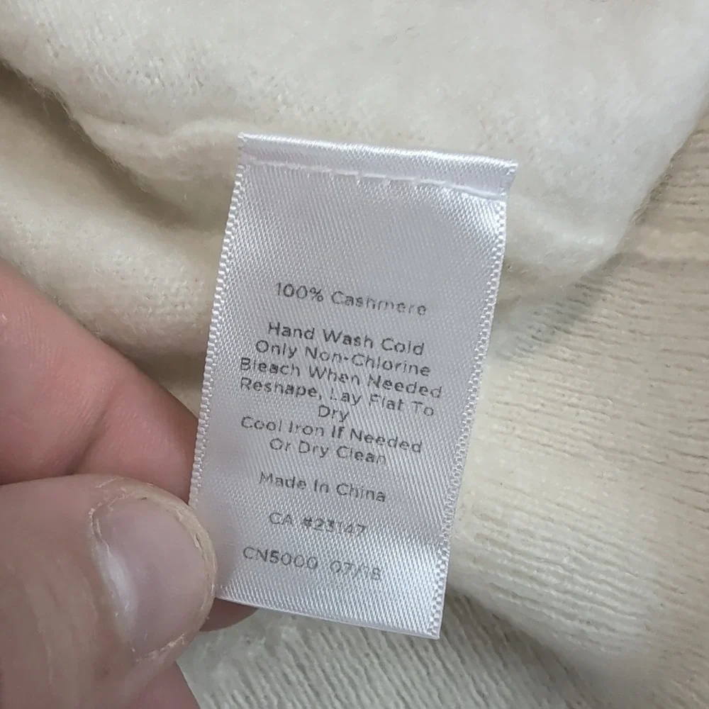 Talbots Classic Turtleneck Sweater Women Large Cream White 100% Pure Cashmere